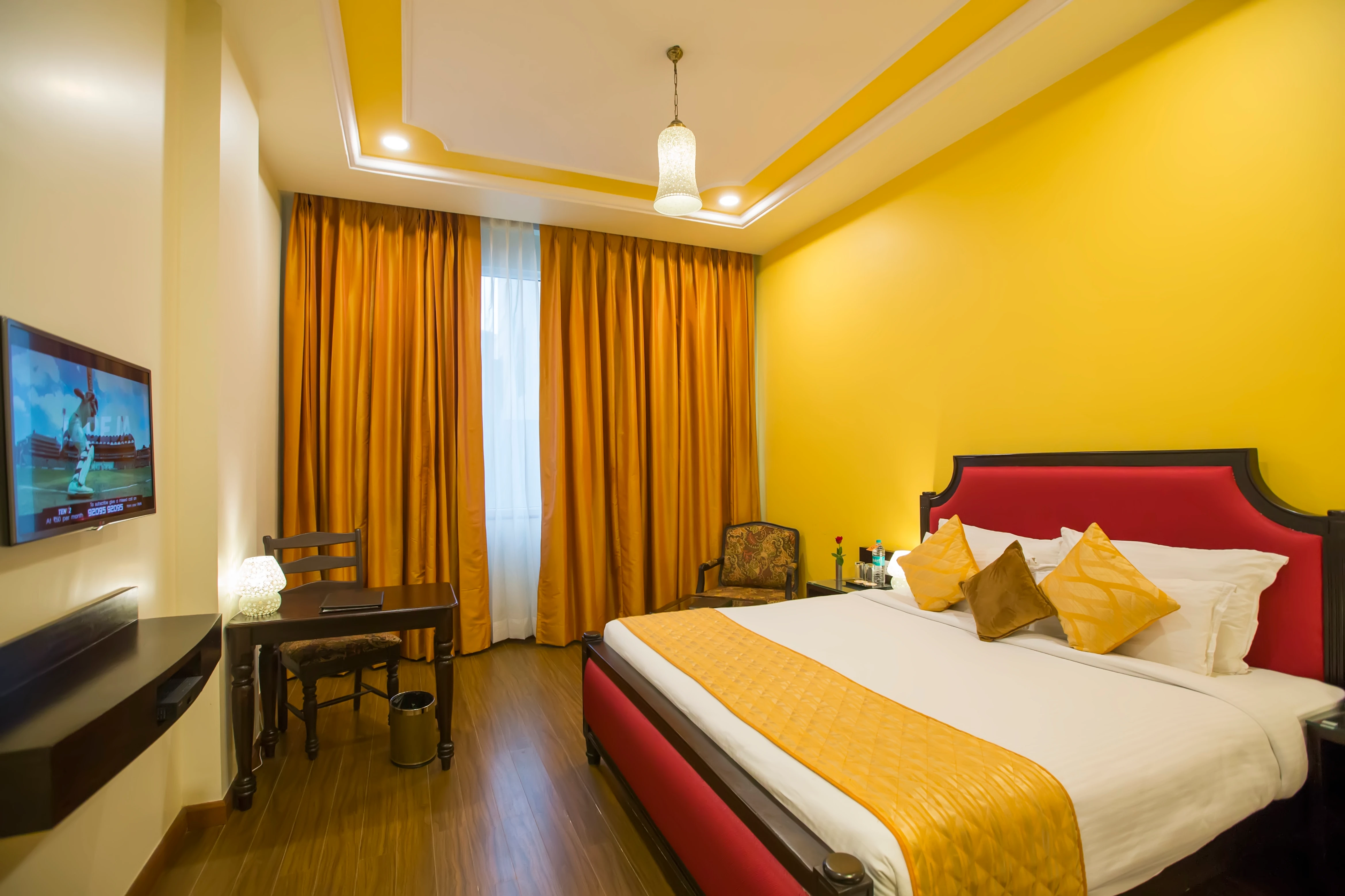Deluxe Double Room Hotel Kapish - Deluxe Double Room Image 4